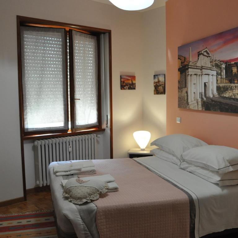CityWalls Guest House Bergamo - Camera Matrimoniale/Doppia con Letti Singoli con Bagno Privato - 15