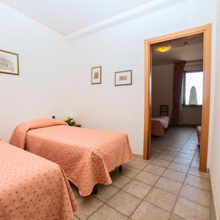 Hotel San Pietro - Camera Quadrupla - 1