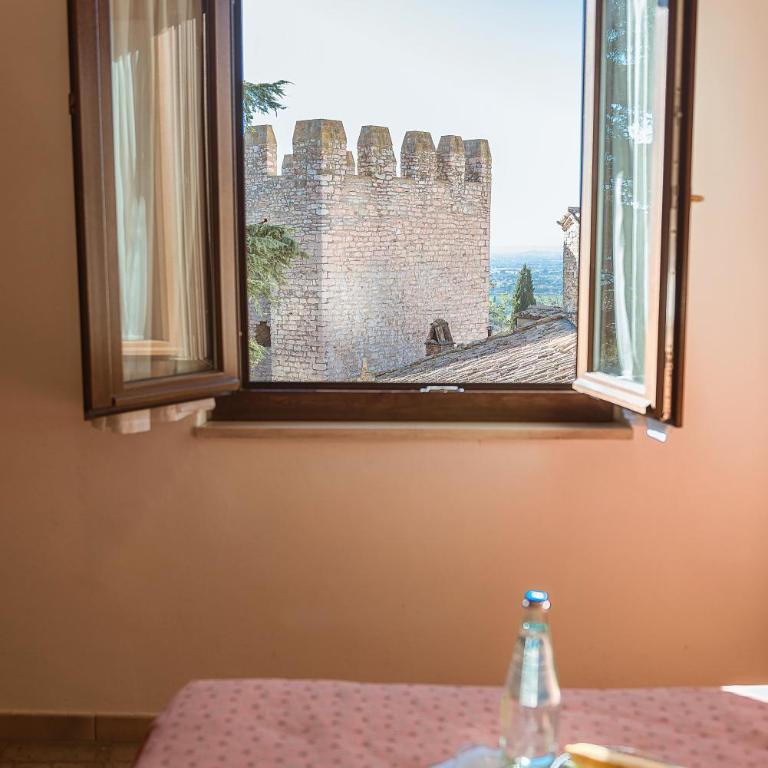 Hotel San Pietro - Camera Doppia con Letti Singoli - 5