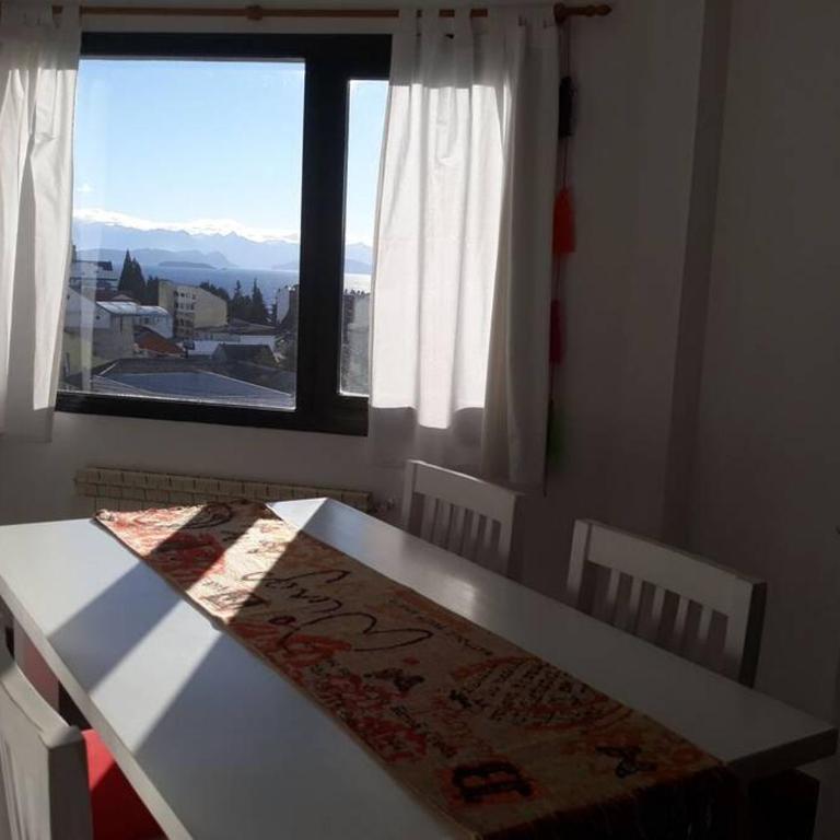 Super céntrico y con espectacular VISTA AL LAGO - Apartamento de 1 dormitorio - 23