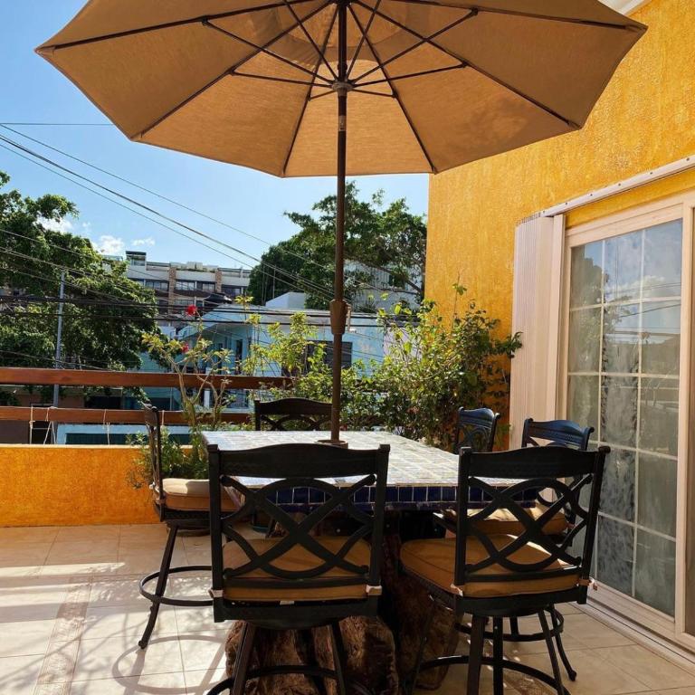 Departamentos K&B - Deluxe Double Room with Two Double Beds - 1