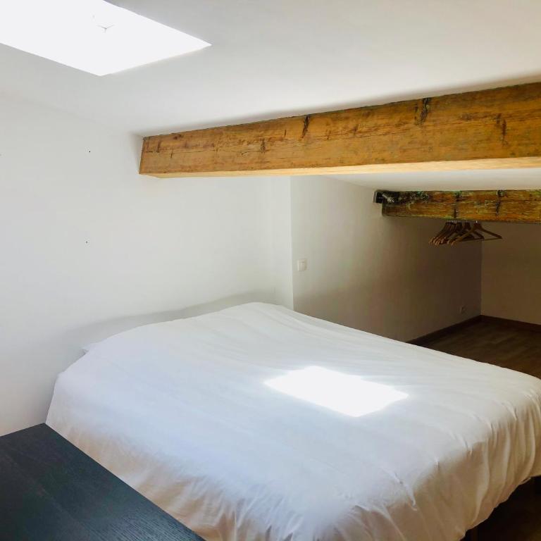 Duplex La Ciotat - superbe 85 m2 - 6 pers - 3 chambres - Climatisation - Vue mer et proche du vieux port La Ciotat - Apartment mit 3 Schlafzimmern - 13