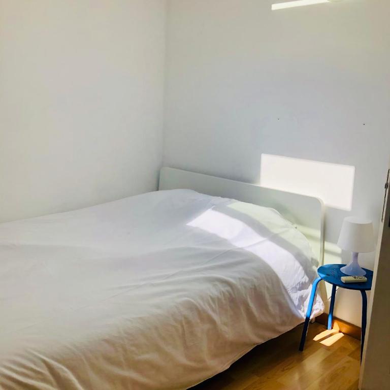 Duplex La Ciotat - superbe 85 m2 - 6 pers - 3 chambres - Climatisation - Vue mer et proche du vieux port La Ciotat - Apartment mit 3 Schlafzimmern - 14