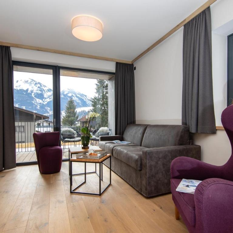 Emma Deluxe Aparthotel, Aircondition, ganzjährig beheizter Außenpool & Skibus direkt vor der Tür - Apartment mit Balkon - 8