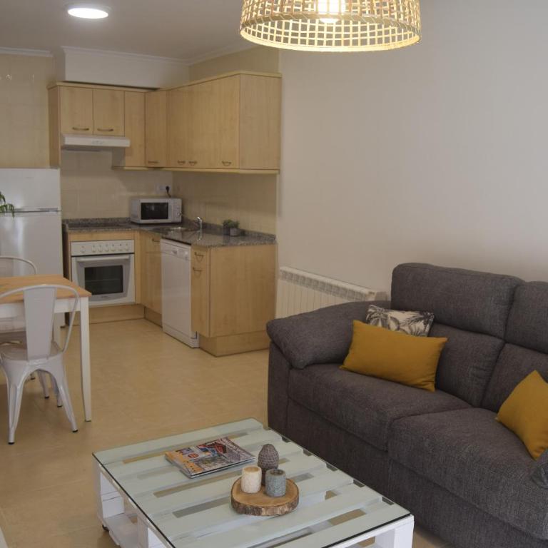 La Caparina, apartamento con piscina a 3 km de la playa VUT-2377-AS - Two-Bedroom Apartment - 4