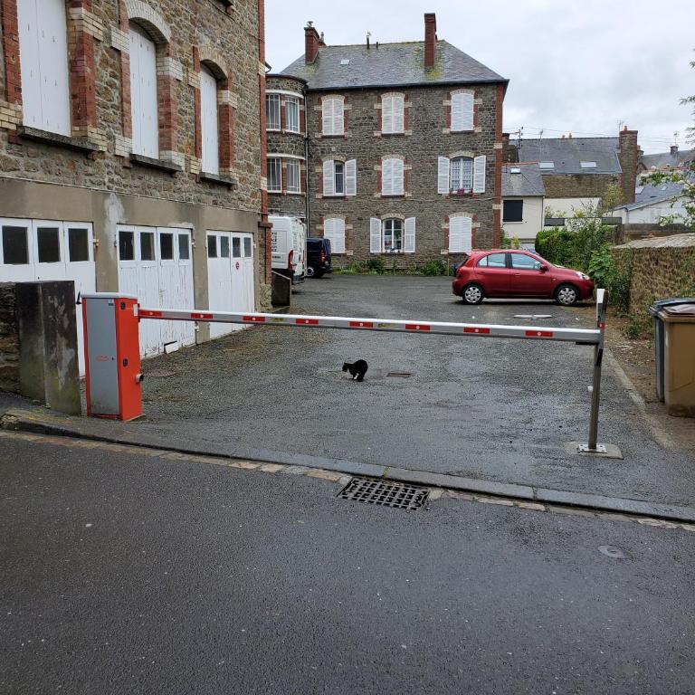 APT bord de Mer, hypercentre Dinard, Parking prive - Appartamento con 2 Camere da Letto - 2