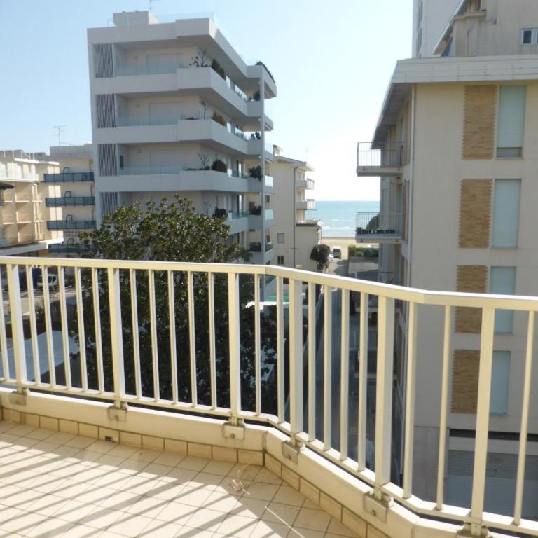 RESIDENCE PLAYA - Appartamento con 2 Camere da Letto - 8