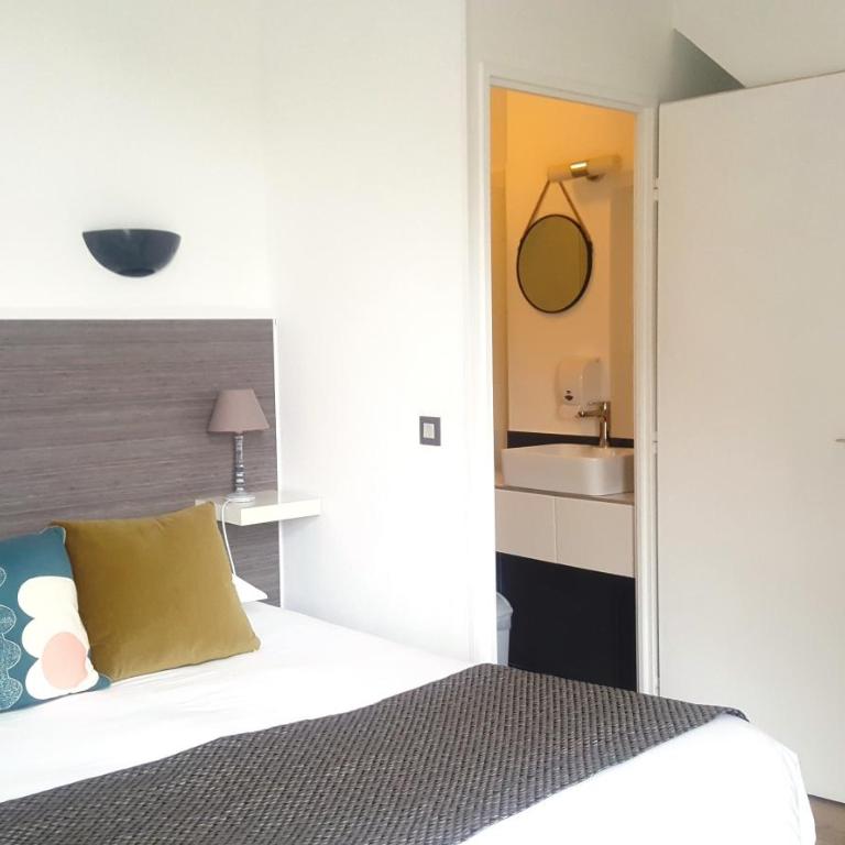 Hotel De L'Europe - Chambre Double ou Lits Jumeaux Supérieure avec Terrasse - 7