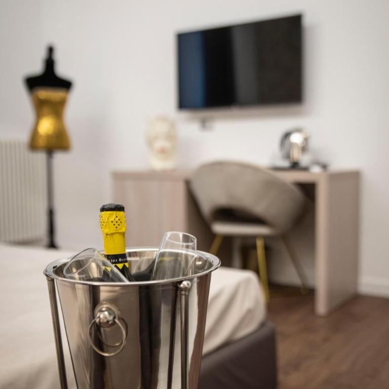 Fervore Luxury Rooms - Deluxe Room - 6