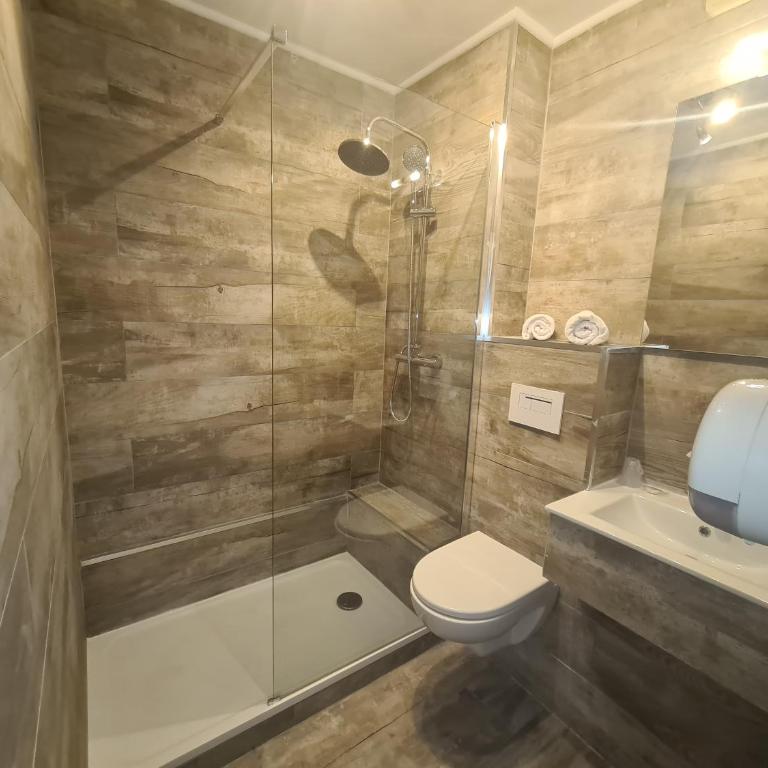Best Western Hotel & Spa Austria-La Terrasse - Chambre Lit King-Size Supérieure - 4