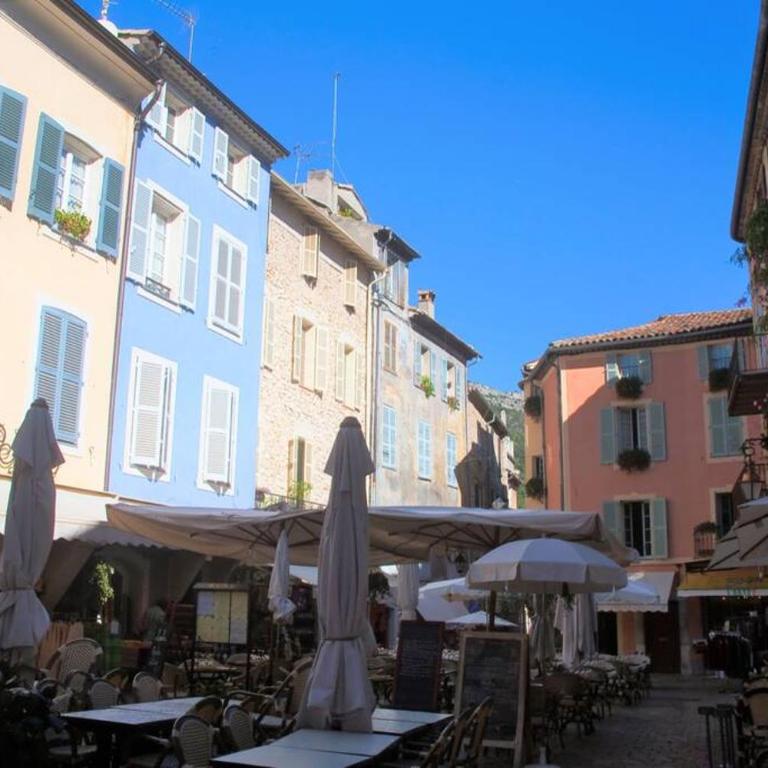 Charmant 2 pièces + terrasse entouré de verdure - Appartement 1 Chambre - 21