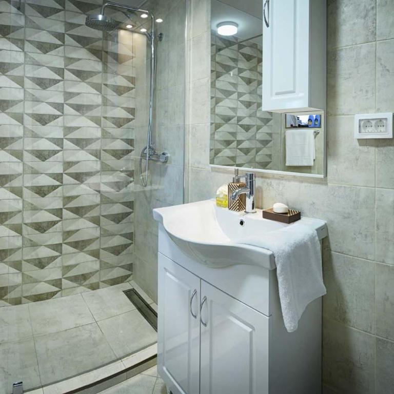 Luce - One-Bedroom Apartment - 11