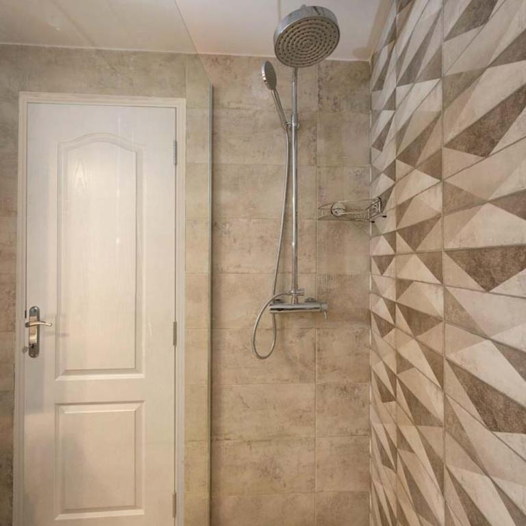 Luce - One-Bedroom Apartment - 9