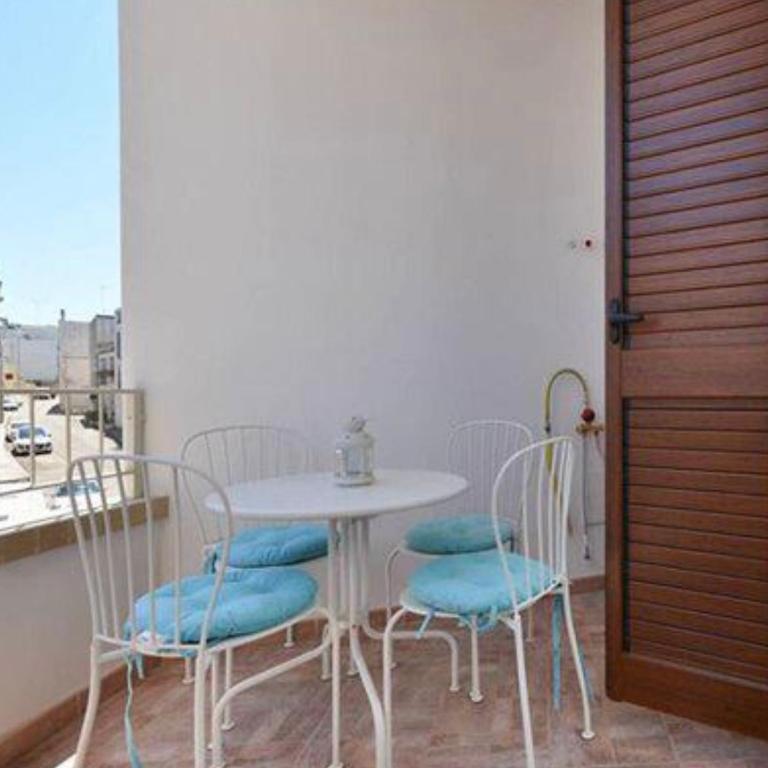 Trilocale in Centro a Otranto - Appartamento con 2 Camere da Letto - 11