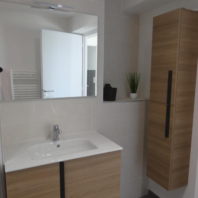 VILLA GEORGES - Apartment mit 2 Schlafzimmern - 9