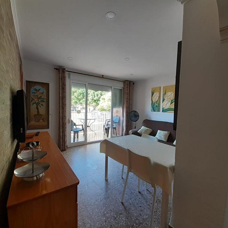 Apartamento a 10 metros del mar - Apartamento - 12