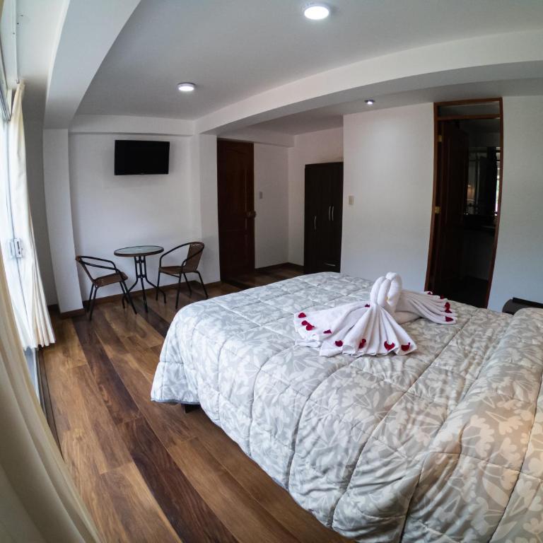 Hotel Los Laureles - Deluxe Room - 21