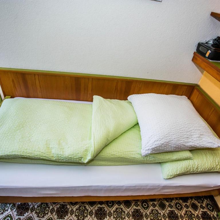 Hotel Derby - Einzelzimmer mit Balkon - 8