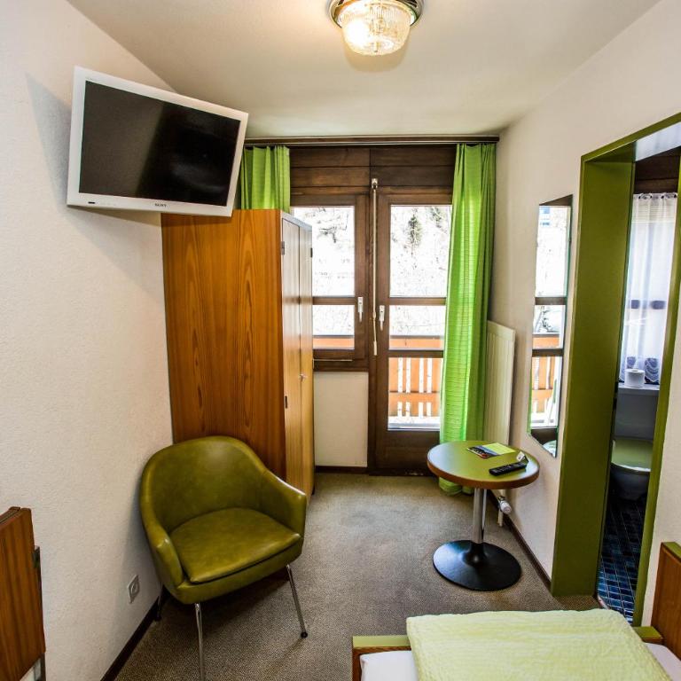 Hotel Derby - Einzelzimmer mit Balkon - 7