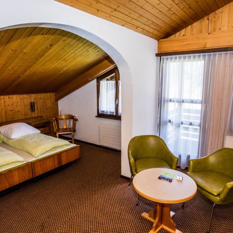 Hotel Derby - Superior Doppelzimmer mit Balkon - 12