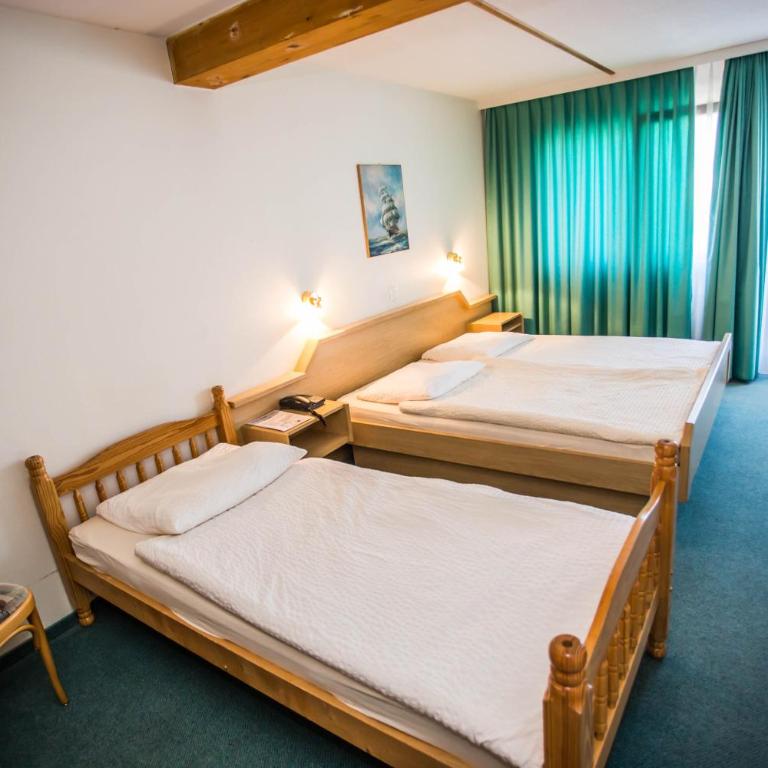 Hotel Olympica - Familienzimmer (4 Erwachsene) - 3