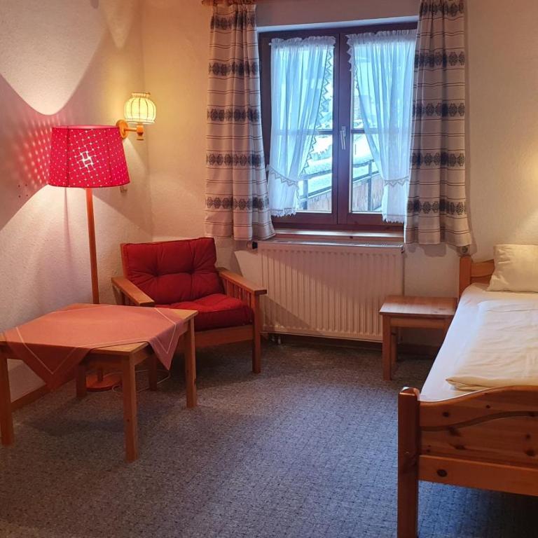 Pension Berg&Bleibe Wertach - Einzelzimmer mit eigenem Bad - 1