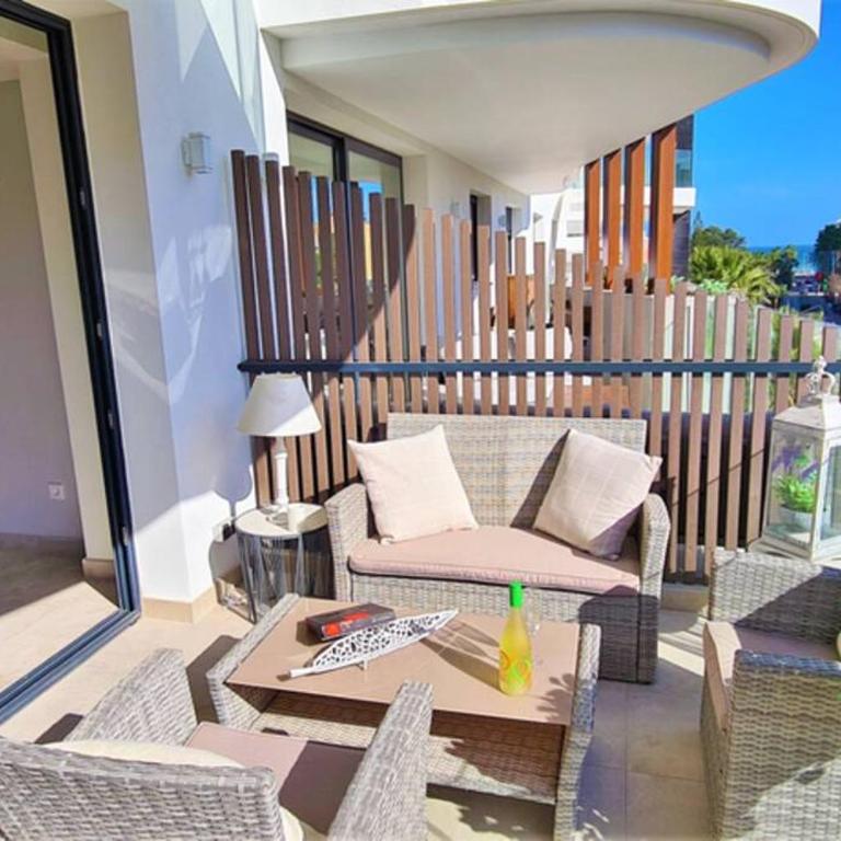 LUJOSO APARTAMENTO NUEVO PLAYA CENTRO - Apartamento de 2 dormitorios - 3