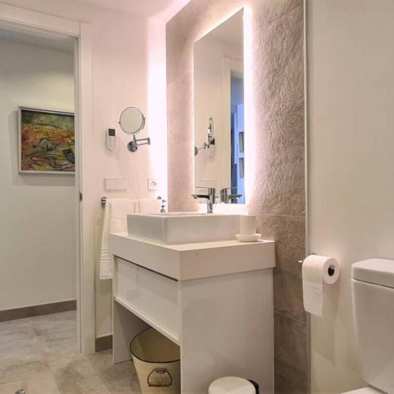 LUJOSO APARTAMENTO NUEVO PLAYA CENTRO - Apartamento de 2 dormitorios - 15