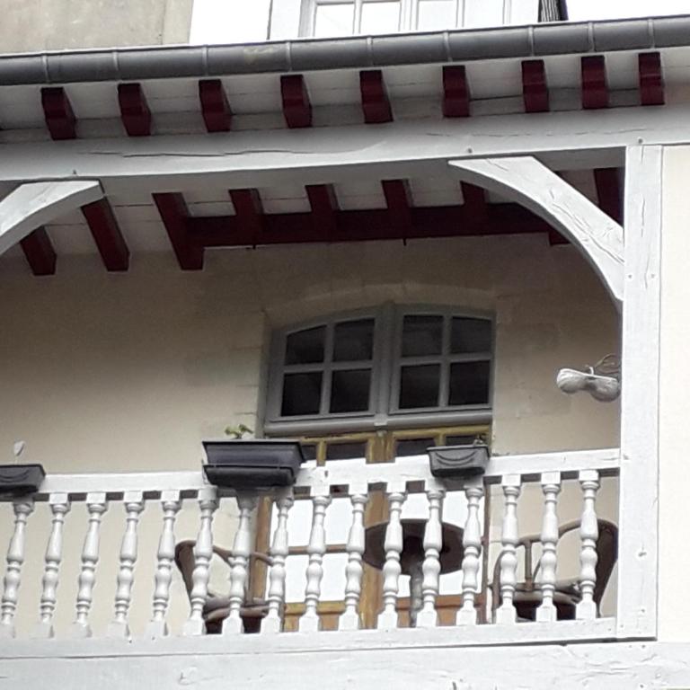 Gite Du Passant Rennais avec balcon sur cour - Apartment with Balcony - 17