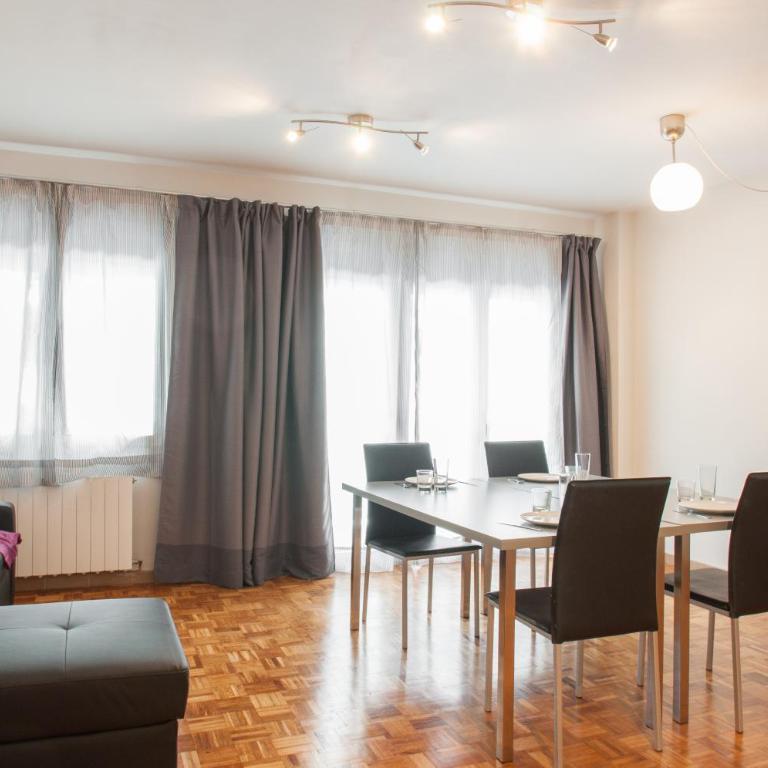 Autèntic Arc de Triomf Apartment - Three-Bedroom Apartment (10 Adults) - 3