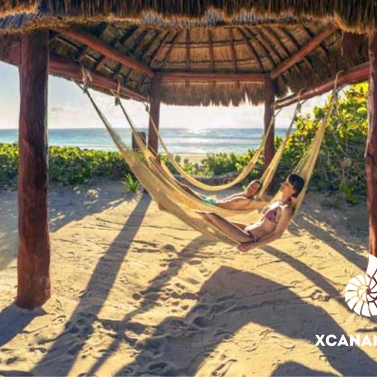Xcanan Loft On Park Royal, the best area in Cancún right on the beach - Junior Suite with Private Pool - 7