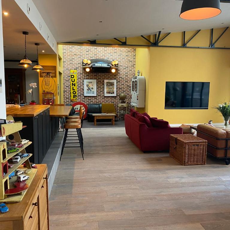 Loft Spa Reims-fr 250m2 privatifs, piscine intérieure chauffée, spa et parking - Appartamento con 3 Camere da Letto - 16