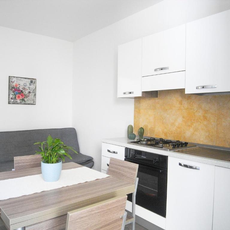 Le vie di Omero Appartamento 2 - Appartamento con Balcone - 12