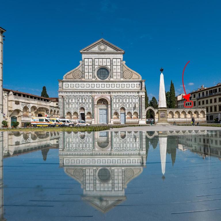 Via Avelli, 4 - Daniela - Florence Charming Apartments - Delightful and bright 3rd-floor apartment without elevator, overlooking one of Florence's most beautiful squares, Exceptionally located for exploring the city - Appartamento con 1 Camera da Letto - 1