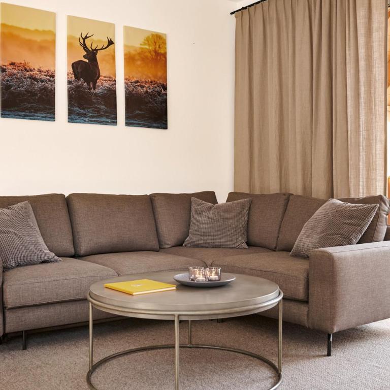 die Tauplitz Lodges - Alm Lodge A13 by AA Holiday Homes - Apartment mit Blick auf die Berge - 8