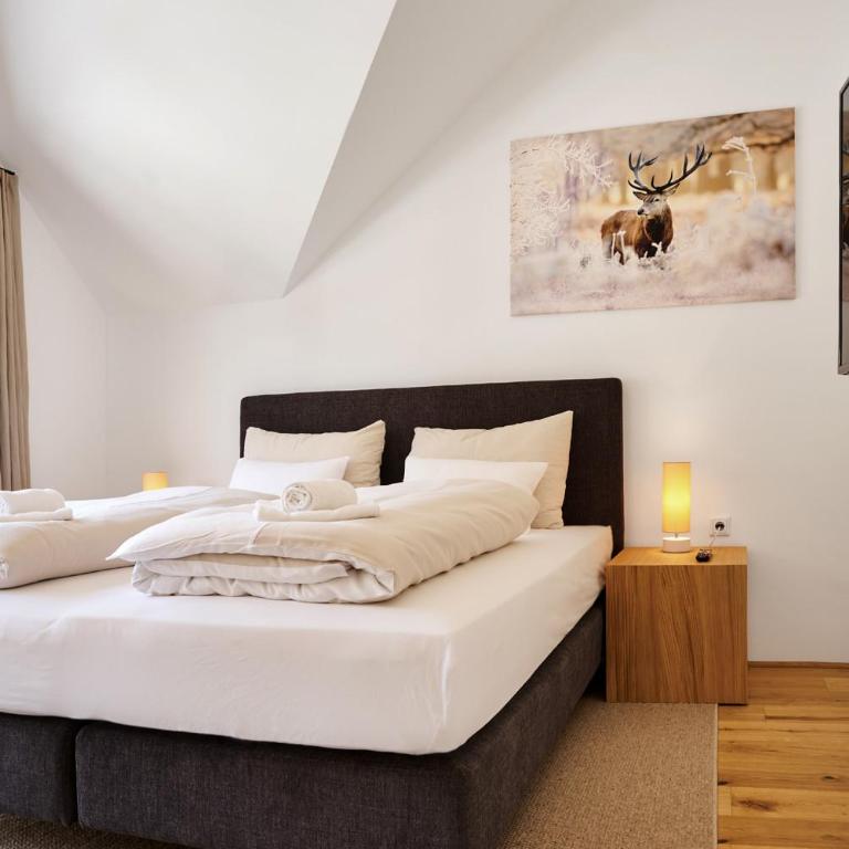 die Tauplitz Lodges - Alm Lodge A13 by AA Holiday Homes - Apartment mit Blick auf die Berge - 12