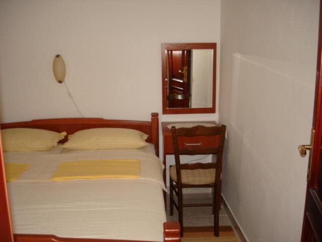 Apartments Medin Danilo - Two-Bedroom Apartment with Terrace - 6