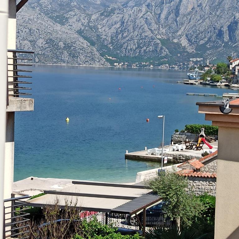 Apartment The Sea Coast - Double Room with Terrace - 19
