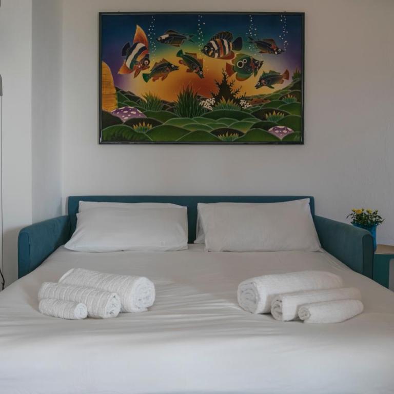 Panoramica attic room - Cala Gonone - Camera Familiare con Terrazza - 10