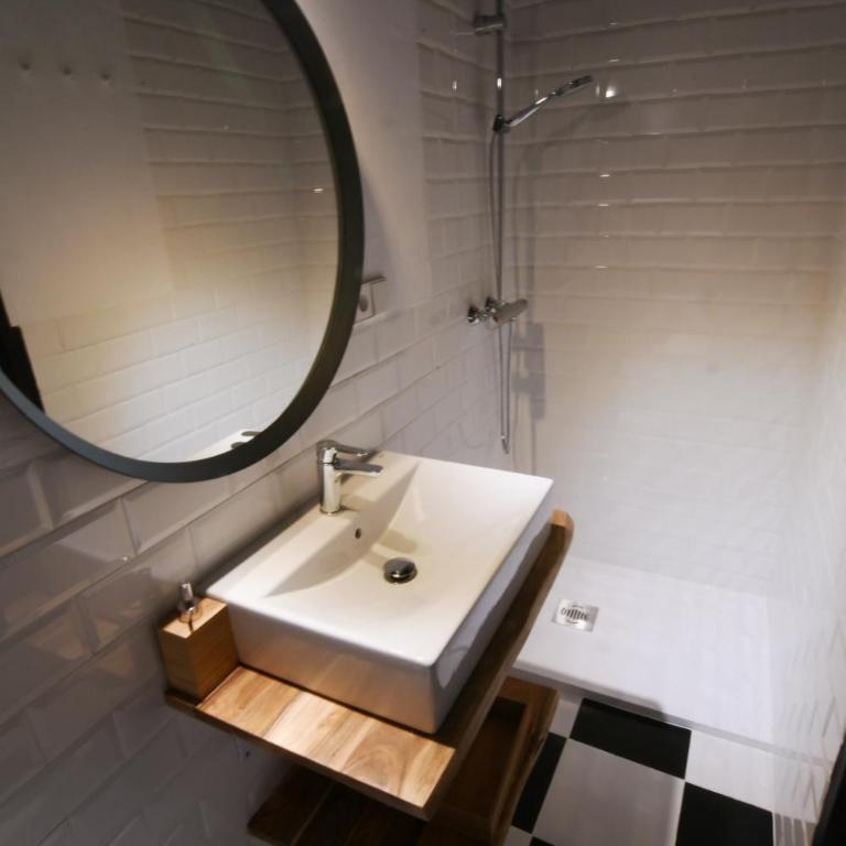 El cobertizo de Jimena y Candela - Parking Gratis - Apartamento de 1 dormitorio - 35