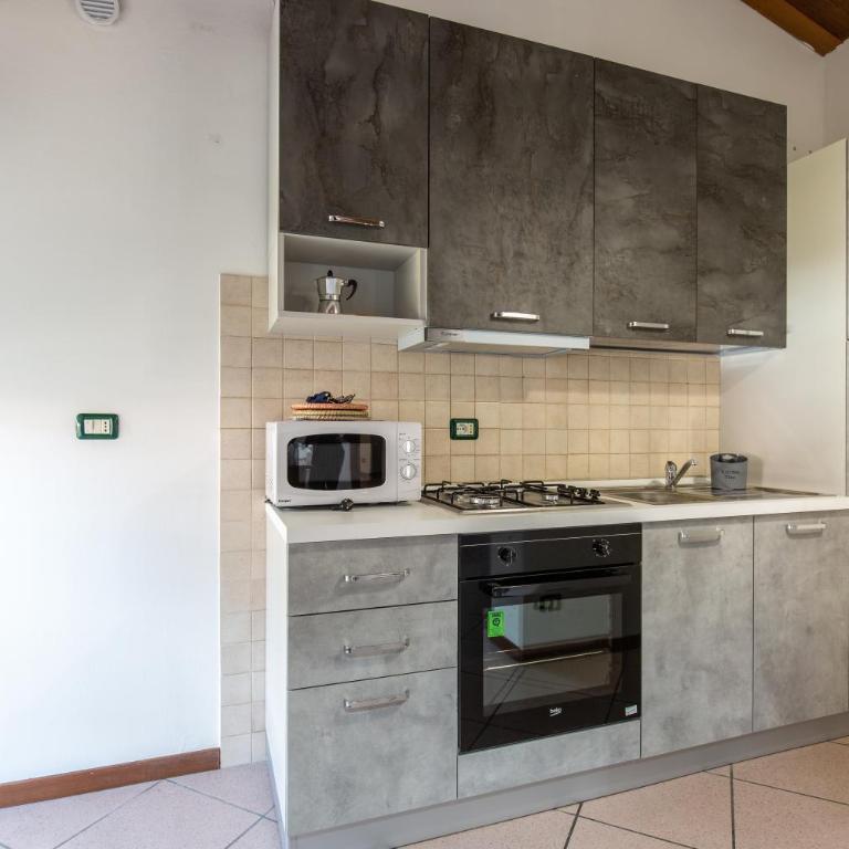 BLU BED - Appartamento con 3 Camere da Letto - 4