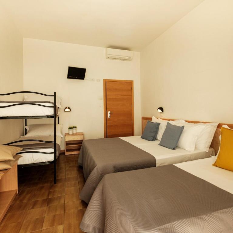 Hotel Oceanic Rimini - Family Hotel - Camera Familiare con Balcone - 6