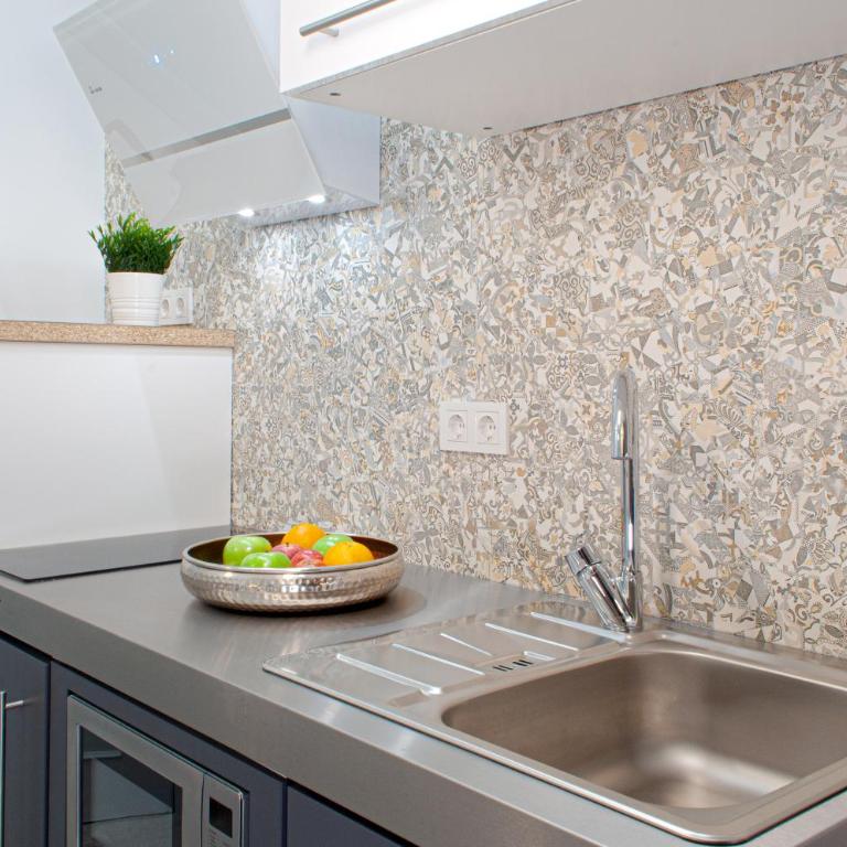 ABAL Apartments - Barrio - Two-Bedroom Apartment with Balcony - 3