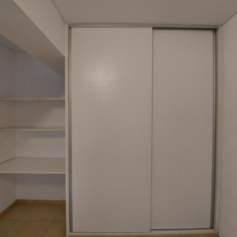 Excelente departamento con seguridad las 24hs - Apartamento de 1 dormitorio - 5
