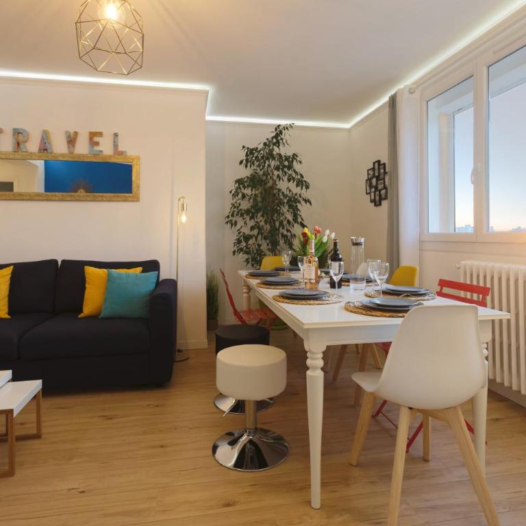 SMILE HÔME-Nid Panoramique VUE WOW ! SPAdéco - LoungeZEN - Terrasse ensoleillée - arrivée autonome - Netflix - emplacement idéal - Lumineux - rénové à neuf - Wifi Fibre - - Appartement 3 Chambres - 41