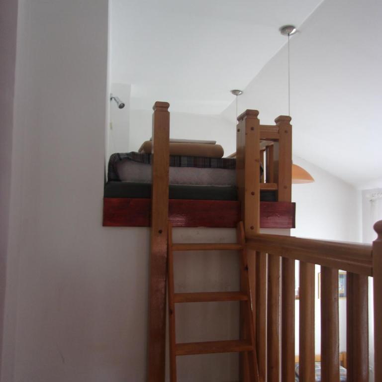 Tower House - Family Room with Private Bathroom - 4