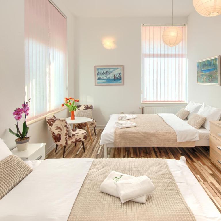 Villa Dama - Three-Bedroom Villa - 28