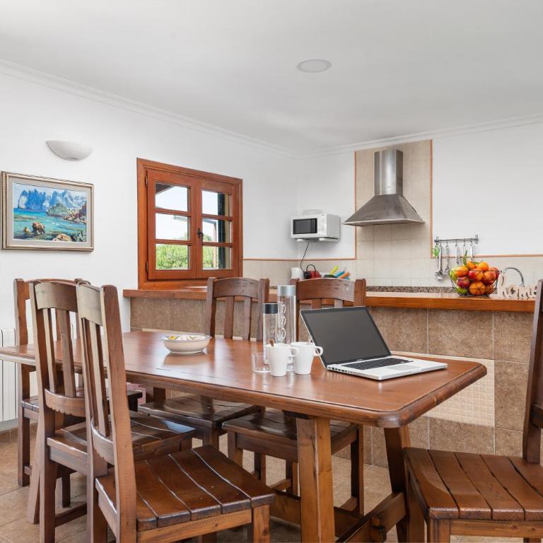 Sea Views Villa, Pou d'Ambroitx, With Pool and Garden in Alcudia - Villa de 3 dormitorios - 10