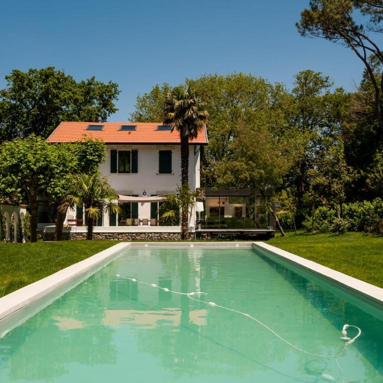 JOY Architect's villa with heated swimming pool and garden in Biarritz - Villa - 1