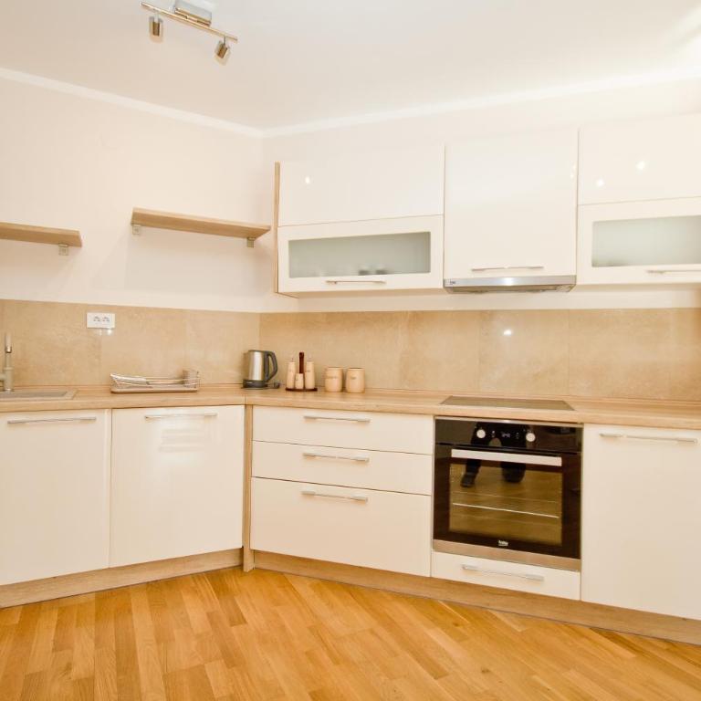 Lux Apartment "Lea" - Two-Bedroom Apartment - 17